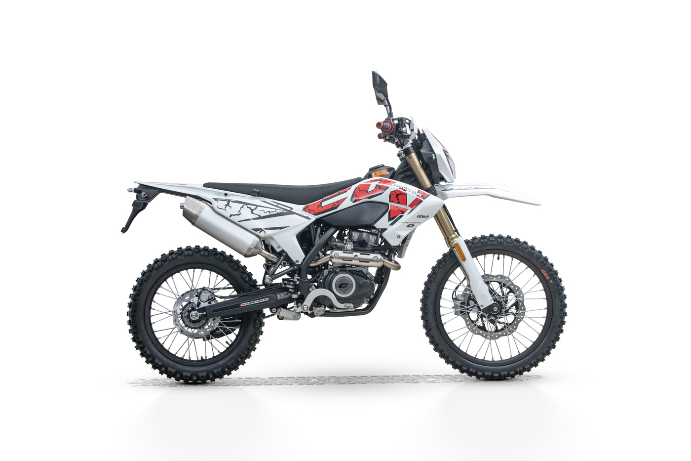 QJMOTOR COV 125 X 1 White